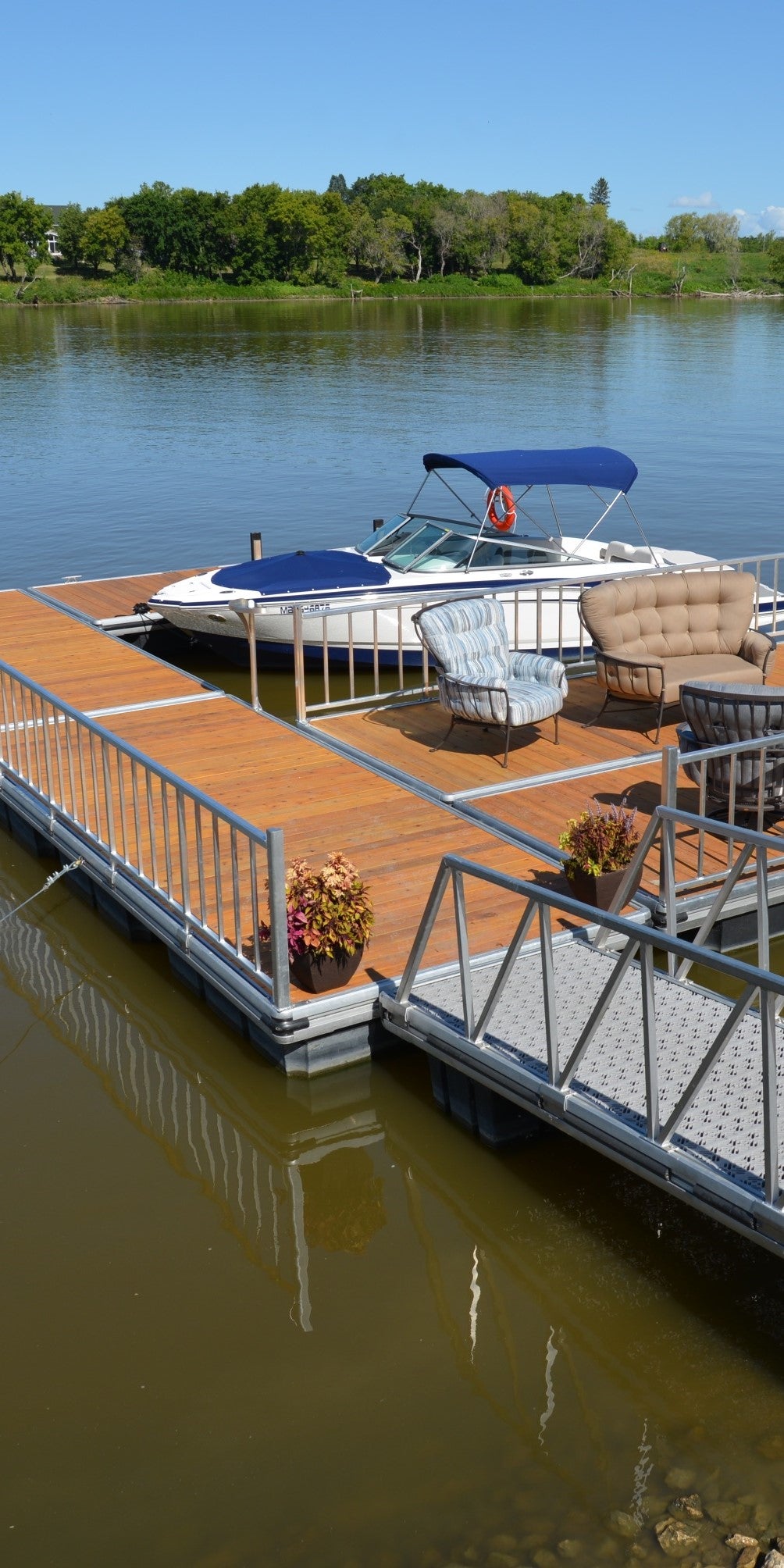 L6 Aluminum Dock System – Seaco Marine Inc.