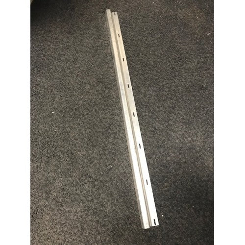 Titan Deck Stringer to hold 4 panels together